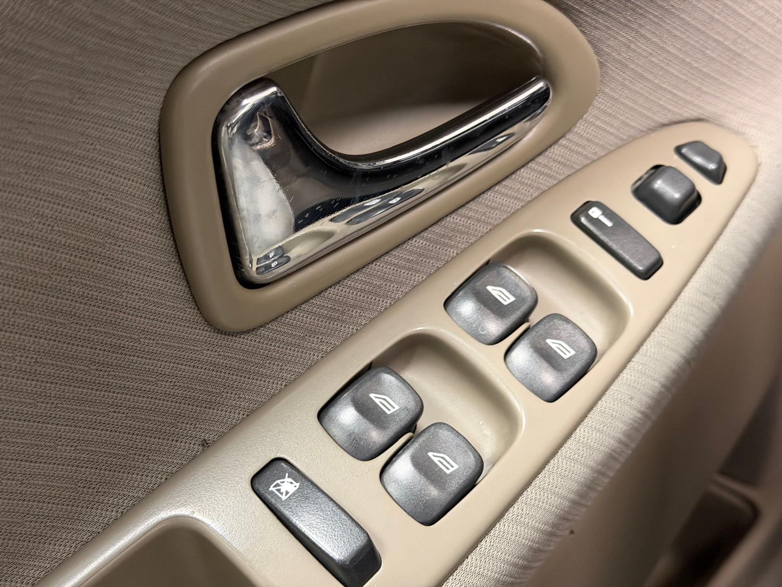 VOLVO S40 18